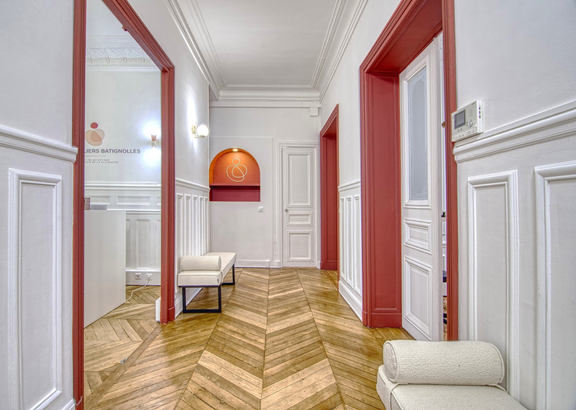 Jolie photo montrant la decoration dans un couloir du centre villiers batignolles - le centre | Centre Villiers Batignolles Paris