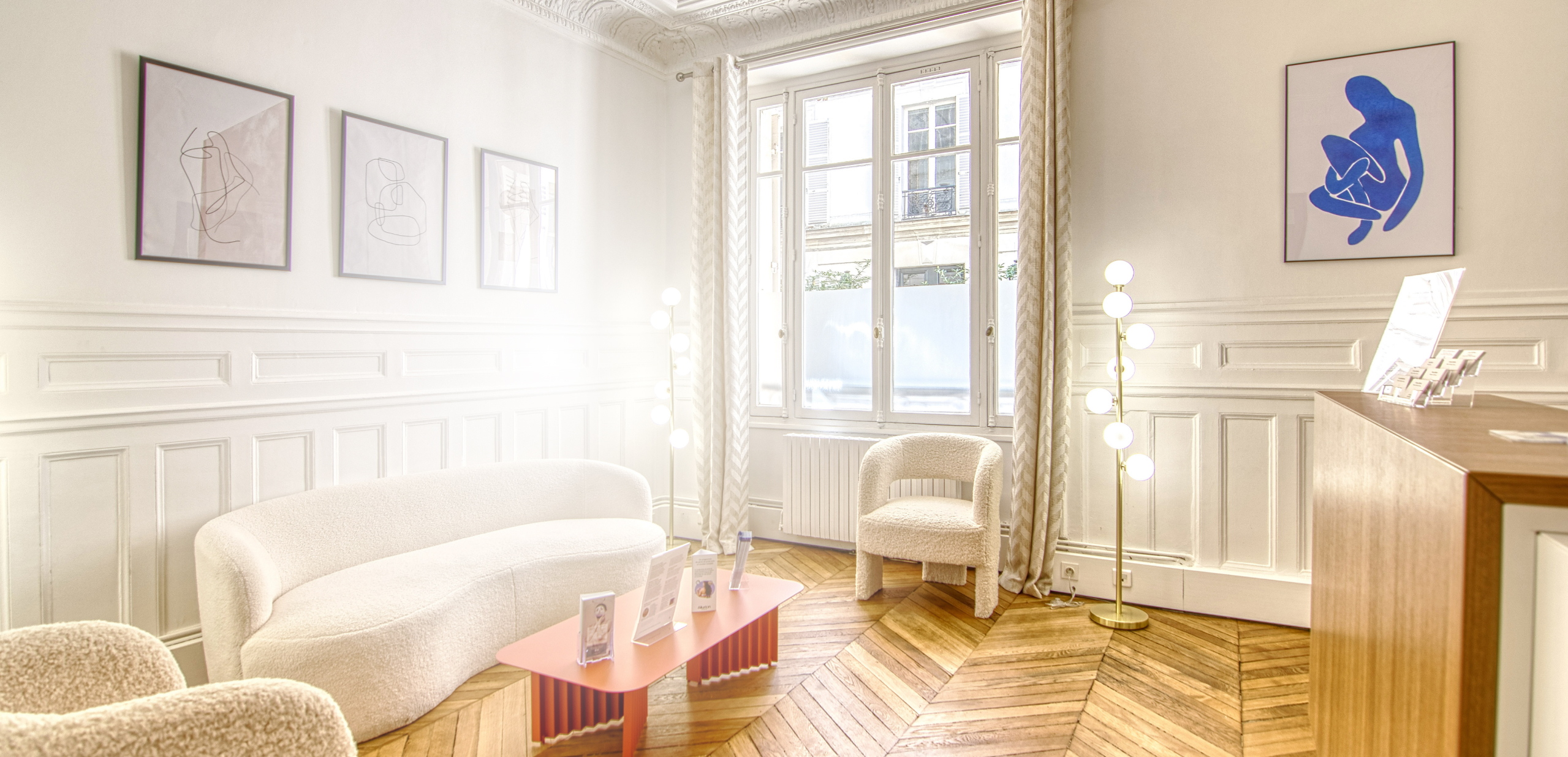 Salle d attente avec un joli decor et un grand confort | Centre Villiers Batignolles Paris